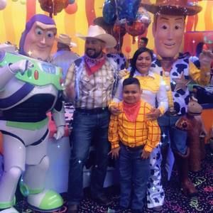 Meet your Posher, Luisa-charlie